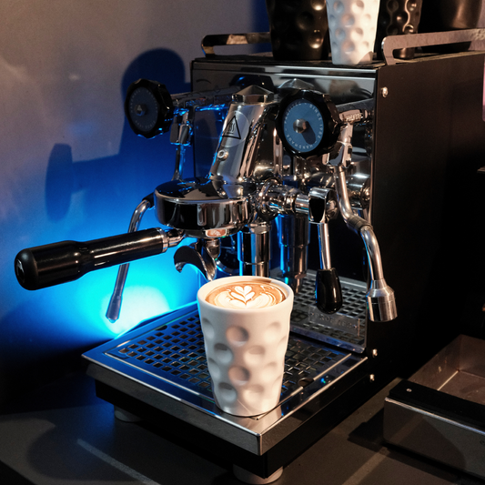 Espresso & Cappuccino Tassen mit Dubbe